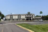 La Quinta Inn & Suites by Wyndham Peru Starved Rock St Park Hôtels à : Deer Park Township