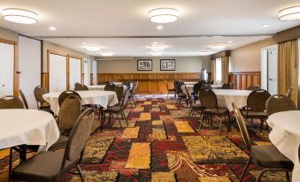 Country Inn & Suites by Radisson, Grandville-Grand Rapids West, MI