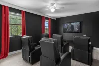 5 Bedrooms S / Champions Gate Home by RedAwning Hotels in Four Corners