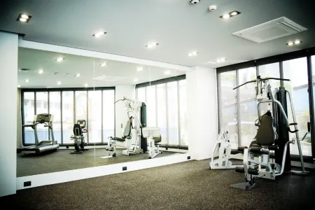 Tassana Place Boutique Hotel Bansuan Отели рядом с достопримечательностью «Chonburi Municipality Stadium»