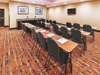 La Quinta Inn & Suites by Wyndham Muskogee Hotels in Muskogee