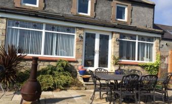 The Old Farm House - Housity