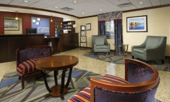 Holiday Inn Express & Suites Annapolis