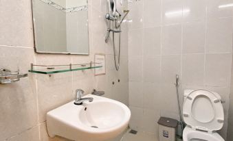 CI Hotelsingle Room - Cheap, Window, City Center