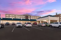 Comfort Inn on the Ocean - parking