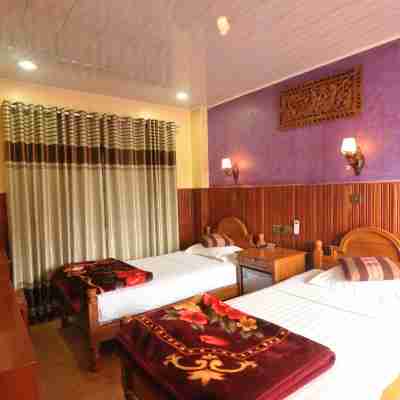 Shwe Nadi Guest House Rooms