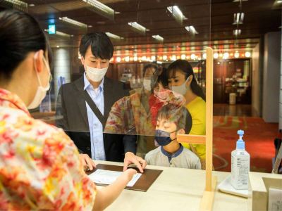 フロントデスク 鬼怒川温泉 日光きぬ川ホテル三日月の写真