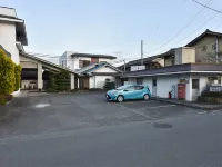 Rakusuien - parking