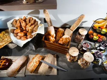 Mercure Fribourg Centre Remparts Отели рядом с достопримечательностью «Фрибурский собор»