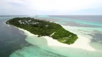 Luna lodge Maldives Hotels in Maabinhuraa