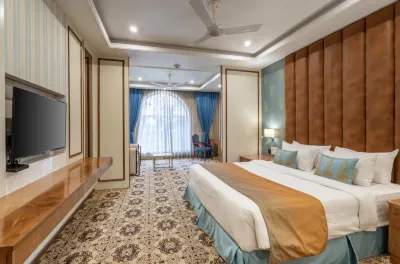 Hotel Hukam's Lalit Mahal Hotels near Swami Vivekananda Airport