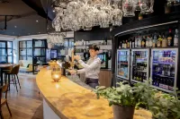 Holiday Inn Express 哈瑟爾特 - 酒吧