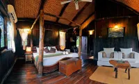 Pugdundee Safaris- Tree House Hideaway