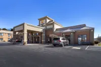 Comfort Inn Huntington Near University - piscina