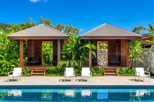 Luxico Sapphire (Heated Pool)