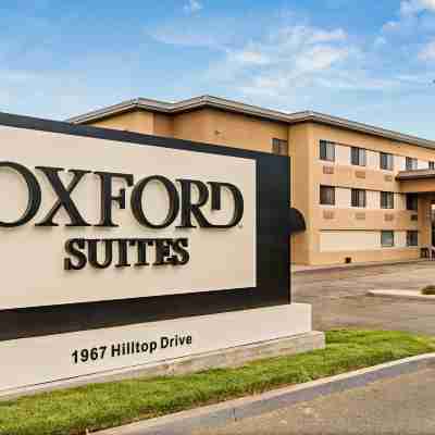 Oxford Suites Redding Hotel Exterior