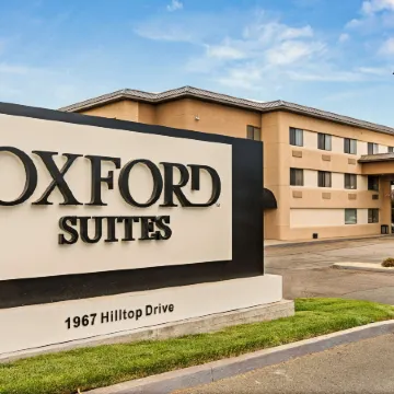 Oxford Suites Redding