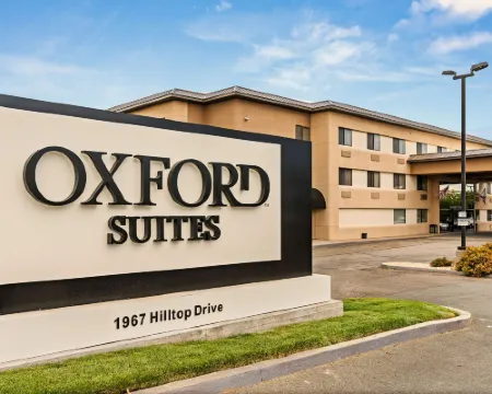 Oxford Suites Redding Hotels in Redding