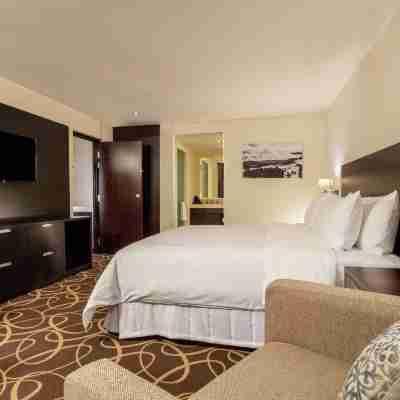 DoubleTree by Hilton Toluca Rooms