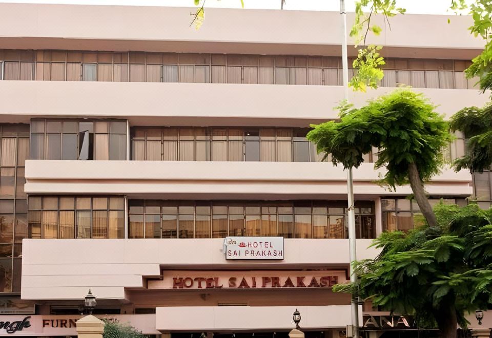 Hotel Sai Prakash Over view