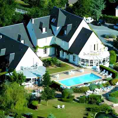 Les Terrasses de Saumur - Hôtel & Appartements - Restaurant & Spa (Logis) Hotel Exterior