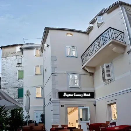 Jupiter Luxury Hotel