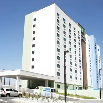 Holiday Inn Express SALTILLO ZONA AEROPUERTO by IHG Hotels near Museo del Desierto