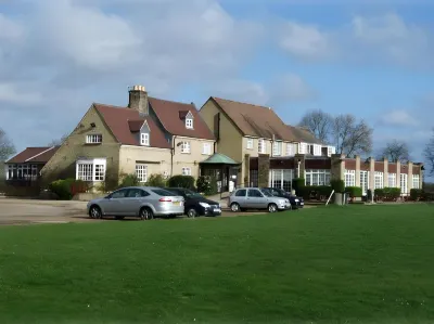 Pike and Eel Hotel and Marina Hôtels à : Holywell-cum-Needingworth