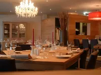 Alpine Hotel by SnowWorld Отели в г. Керкраде