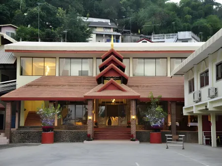 Piyaporn Hill Paradise Hotel Отели в г. Mae Sai