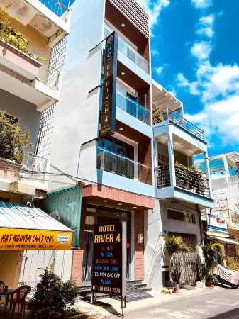 River Hotel 4 Long Xuyên Отели в г. Phuong Dong Xuyen