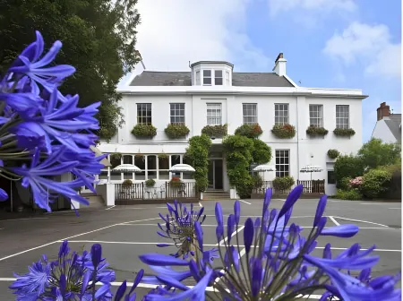 La Collinette Hotel, Cottages & Apartments Отели в г. Saint Peter Port