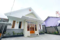 Villa Ruang Rindu Malioboro Hotel di Pakualaman