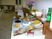 Hotel Delfina - breakfast