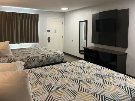 Motel 6 Seguin, TX Отели в г. Джеронимо