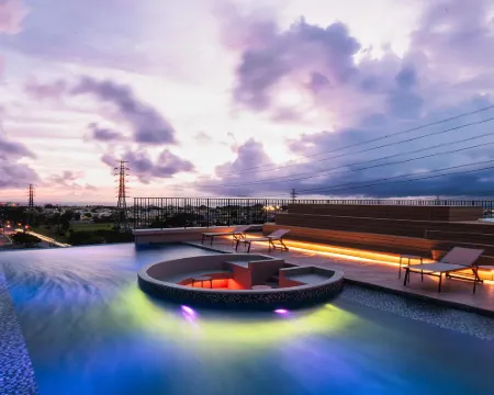 Ref Okinawa Arena by Vessel Hotels Hotels in Okinawa City