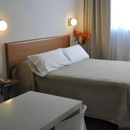 Roberta Rosa de Fontana Suites
