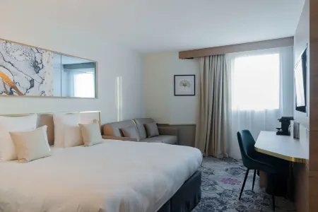 Brit Hotel Orléans St Jean de Braye - l'Antarès