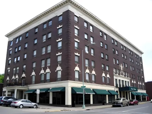 The Hotel Ottumwa Hotels in Ottumwa