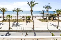 Apart. Cozy on the Front Line, Liliane