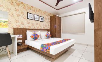 FabHotel Shree Ram Palace