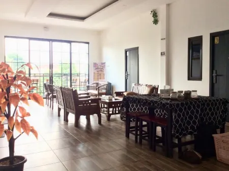 RedDoorz Syariah Near Sleman City Hall 4 Отели в г. Sleman