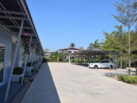 Baan Sabuy Jung Hotels in Aranyaprathet