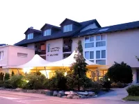 Hotel Felmis Các khách sạn ở Stans
