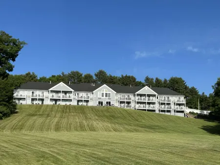 Cod Cove Inn, BW Signature Collection Отели в г. Дамарискотта