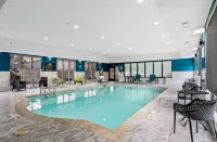 Hampton Inn & Suites Mount Pleasant - Pools