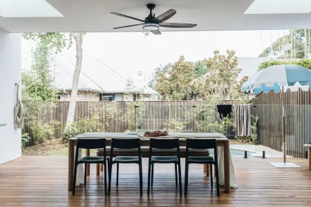 Rubus Pink, Berry - by Linnaeus Collection