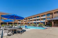Comfort Suites Chesapeake - Norfolk Hotels in Chesapeake
