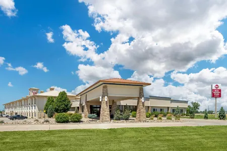 Best Western Plus Mid Nebraska Inn  Suites