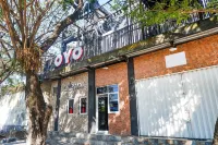 OYO 1217 Candi Residence